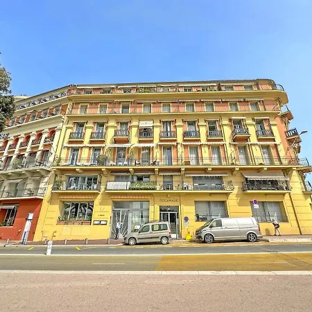 Exceptional Sea Front Nizza