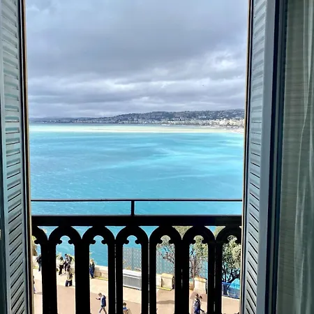 Exceptional Sea Front Apartmán